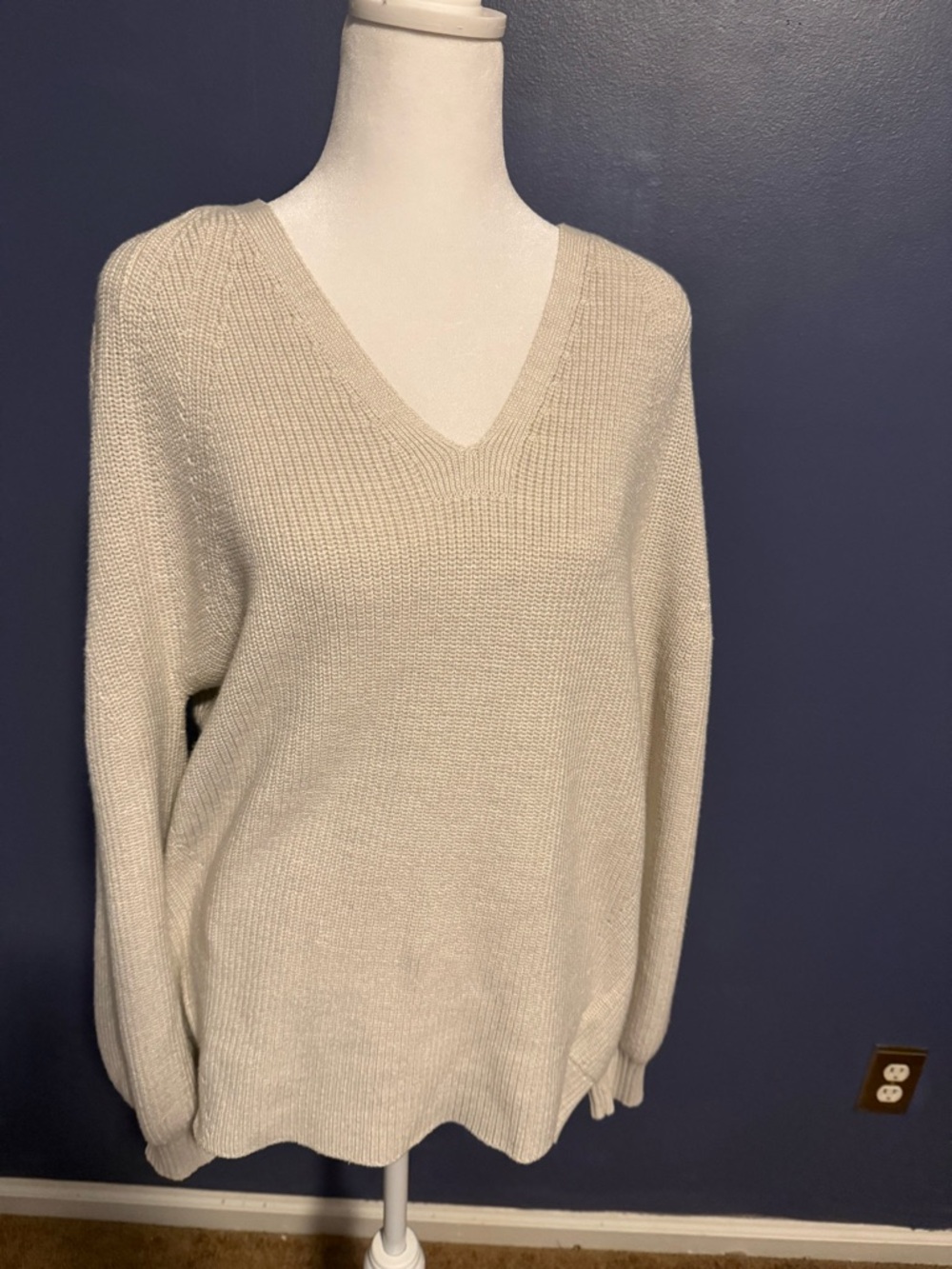 ATHLETA V-Neck Women's Sweater